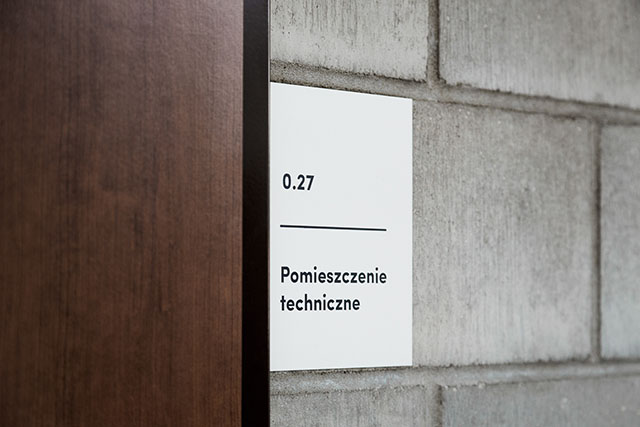 Mediateka Tychy 图书馆环境图形设计案例分享
